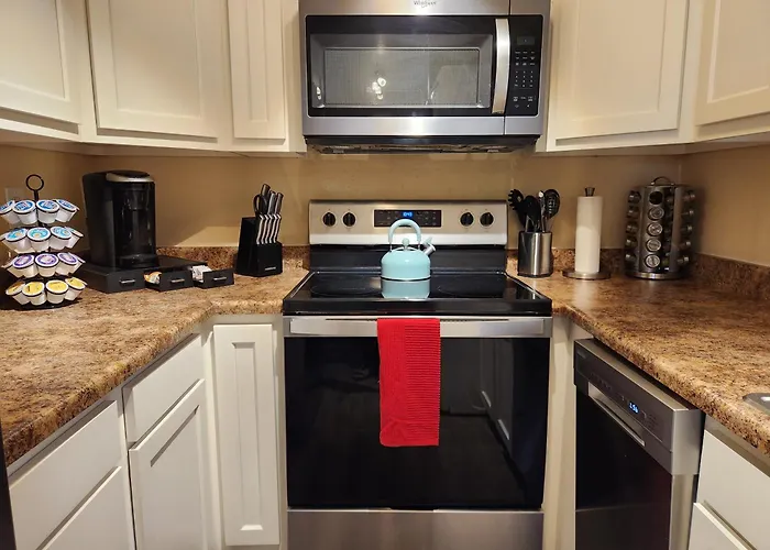 Charming 1-bed Apt, Cook-ready Kitchen, Laundry, 5-8 Mins To U Of A And Downtown Apartment Tucson