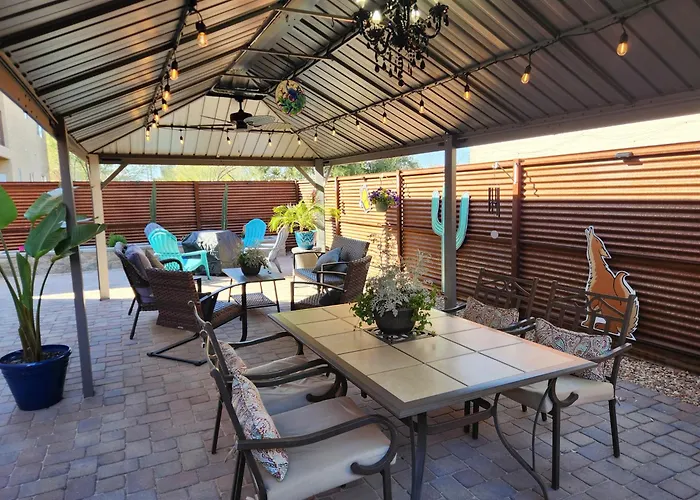 Apartment Charming 1-bed Apt, Cook-ready Kitchen, Laundry, 5-8 Mins To U Of A And Downtown Tucson